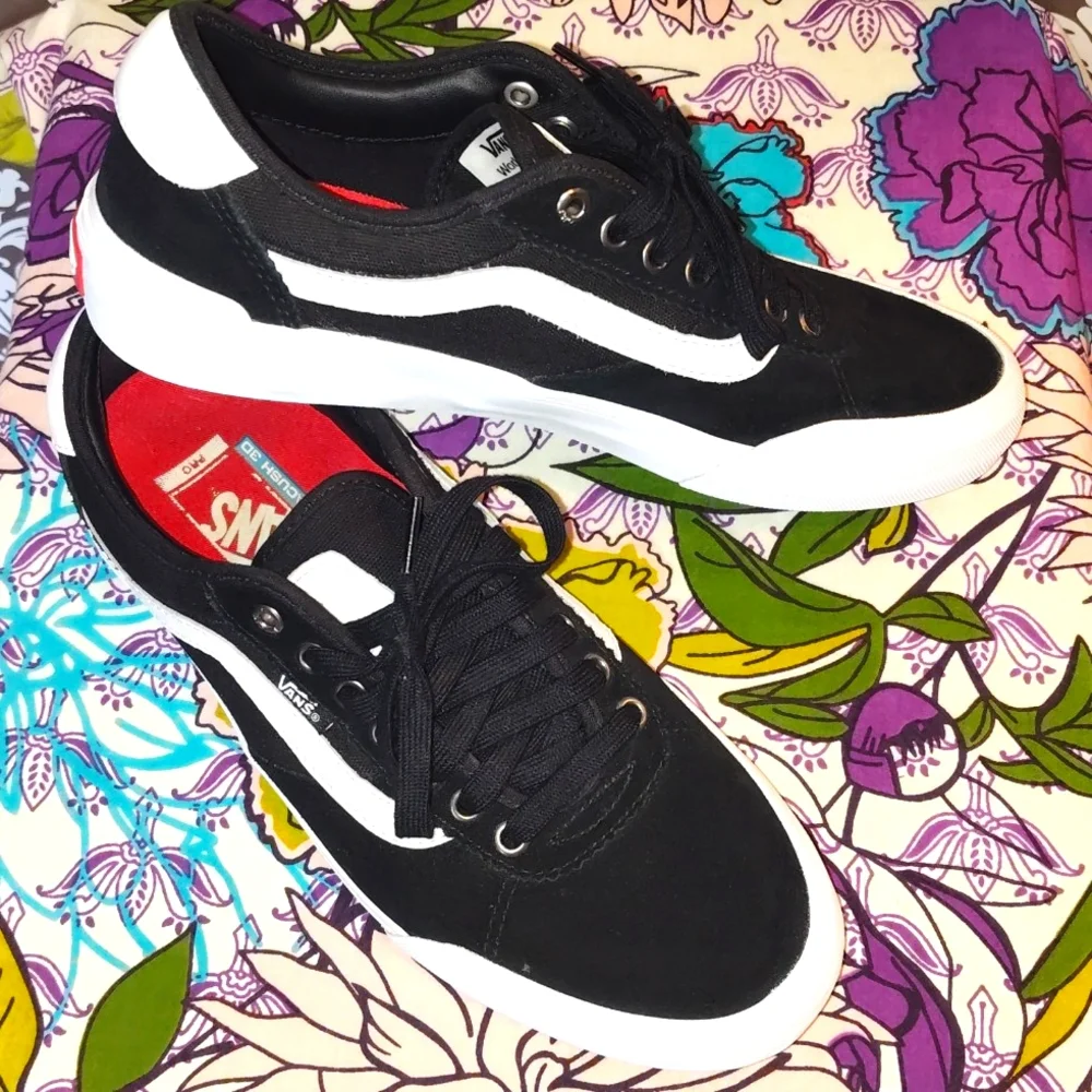 Vans Chima Pro 2 Skate Shoes - Picture 1 of 13